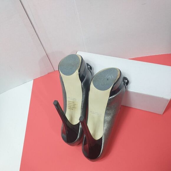 Women’s BAKERS SZ 8B  High Stiletto Heel  Peep Toes  pole shoes Silver/Black - Picture 10 of 12